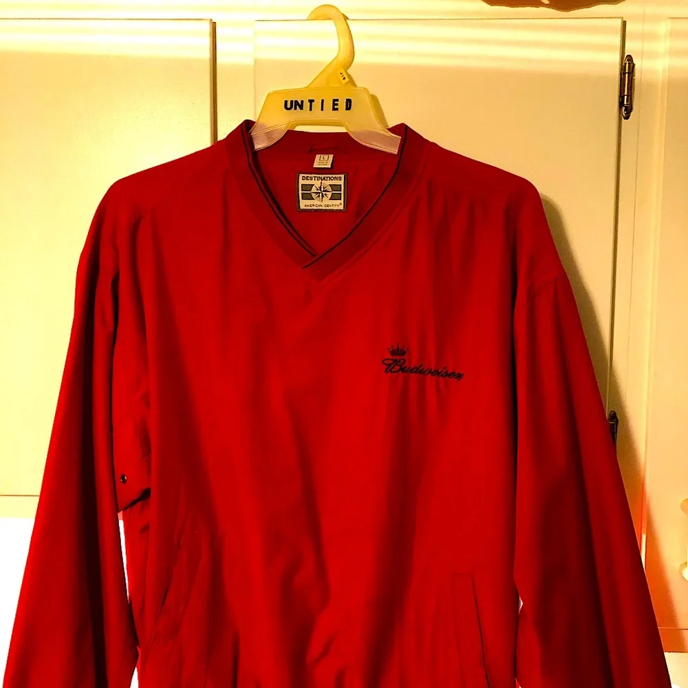 Budweiser Pullover jacket. - Picture 5 of 5
